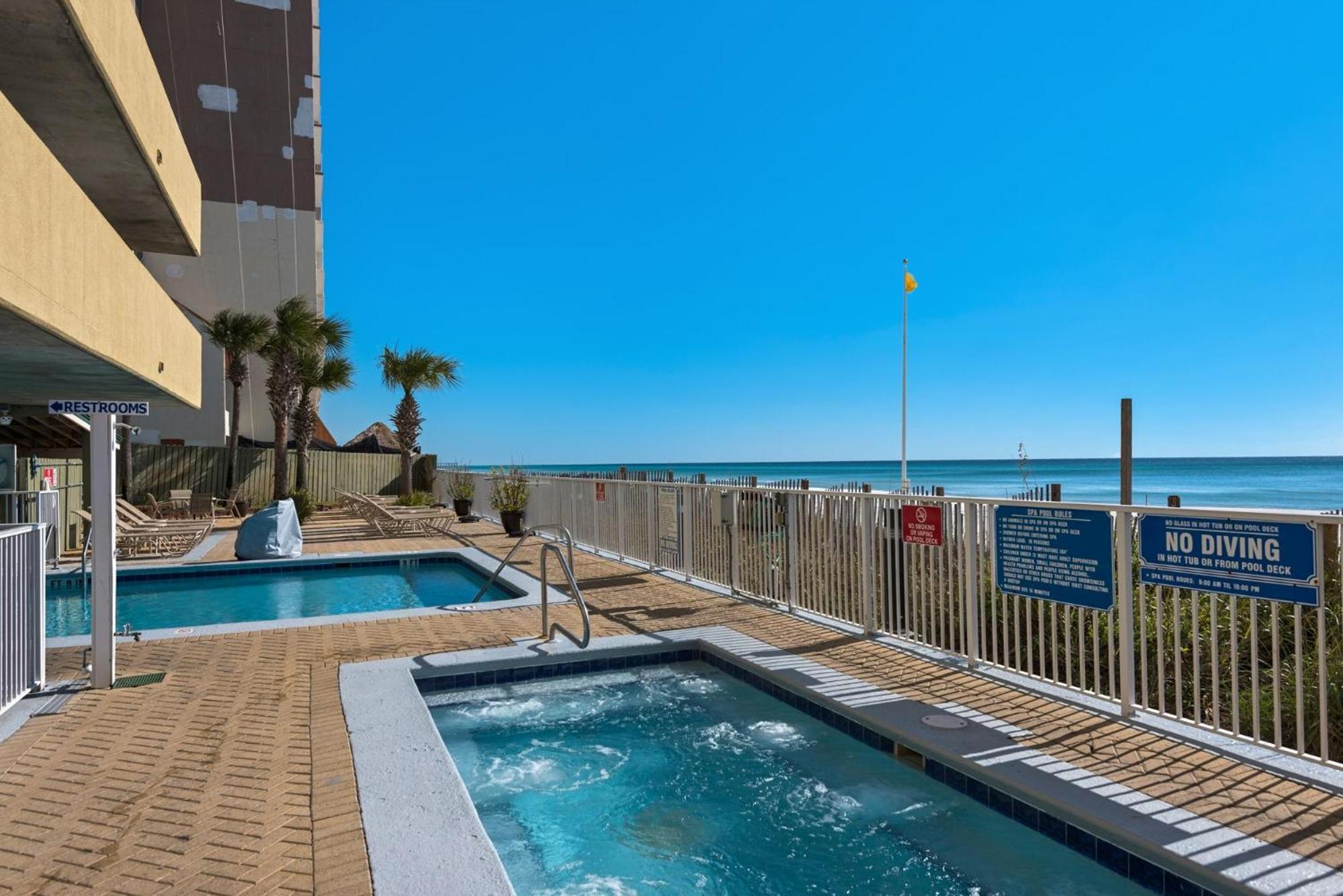 Emerald Isle 1504 Holiday home